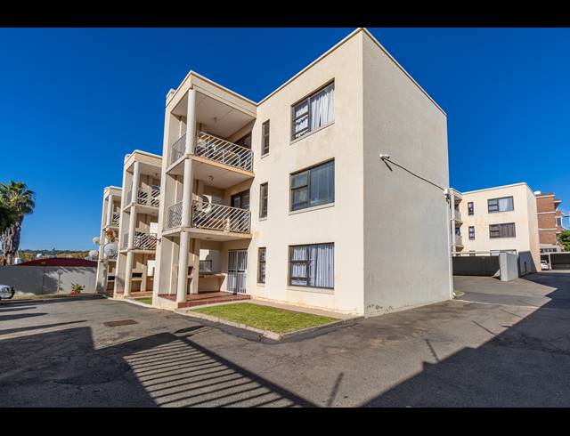 2 BEDROOM APARTMENT FOR SALE IN BLACKHEATH